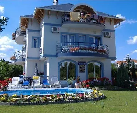 Judit Haus 3*